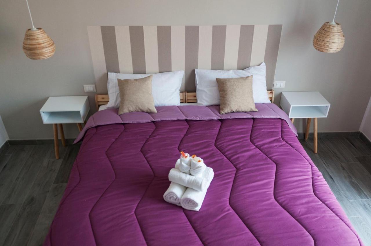 La Piccola Formica Charme Rooms ปาแลร์โม ภายนอก รูปภาพ